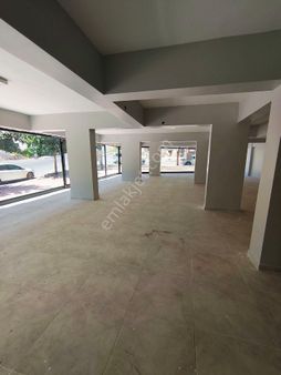 Karaköprü Diyarbakır Yolunda Uygun Fiyata Büyük Dükkan Mağaza