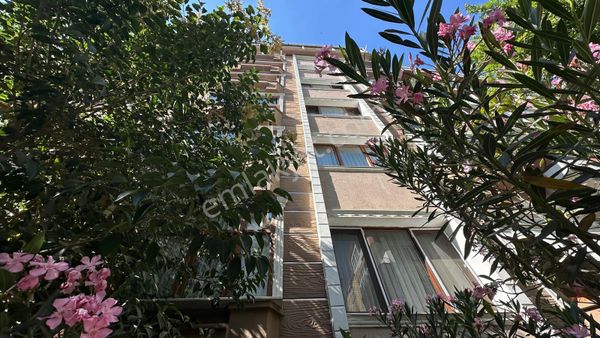 Bahçelievler Çamlık Cad. Satılık 3+1 Ferah, Ara Kat Daire. Vizyon