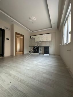 Güneş Mahallesinde 1+1