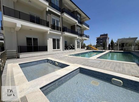 Tramvay Dibinde Havuz Ve Güney Cephe Emsalsiz 1+1 Konsept Daire