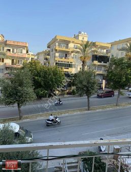 Tam Merkezde,3+1,ara Kat,aydınlık