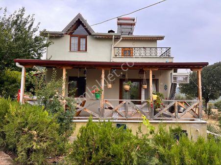 Korkuteli Kemerağzı Mahallesinde Muhteşem Villa