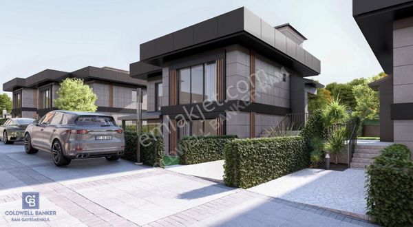 Satılık Arnavutköy Durusu Göl Ve Orman Manzaralı 4+1 Villa