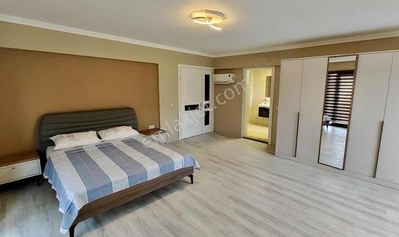 Poga Gayrimenkulden Ultra Lüks Denize 150 Metre Havuzlu Villa