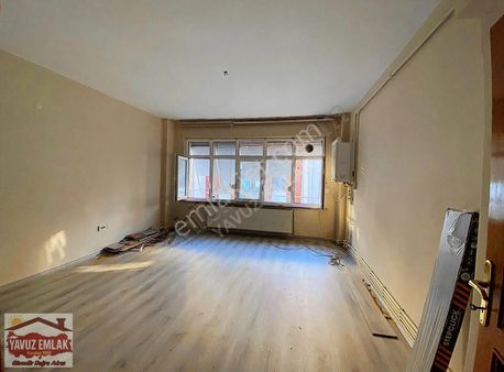 Bjk Merkezde Düzayak Temiz Ferah Geniş Masrafsız 2+1 Daire