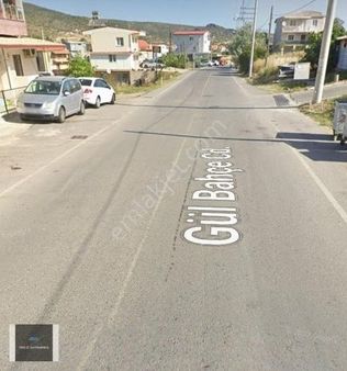 Urla Gülbahçede 315 M2 Arsa Denize 400 Metre Mesafede