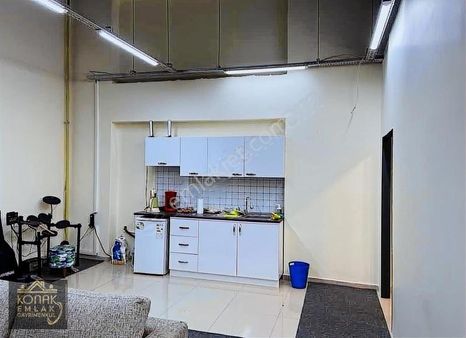 Esenyurt Özyurtlar N Merkez Avm İçinde Satılık Dükkan Ofis