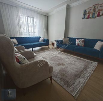 Arnavutköy Merkez Mahallesi'nde Satılık 2+1 Ara Kat Daire