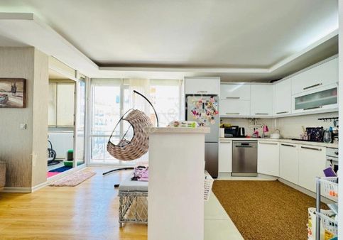 Konyaaltı Sarısuda Havuzlu 2+1 Geniş Satılık Daire