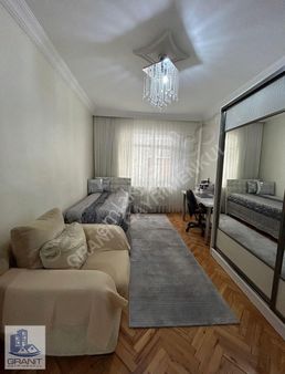 Granit Emlaktan Bağcılar Çınar Mah.3+1 135m2 Satılık Daire