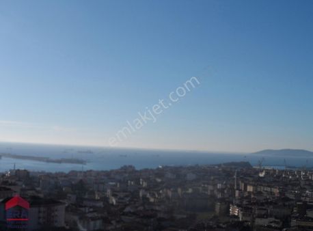 Yıldızlar'dan Evora İstanbul Tuzla'da Deniz Manzaralı 1+1