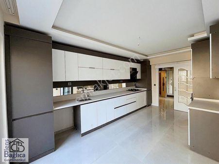 Biens'ten Bağlıca Merkezde 4+1 Satılık Daire