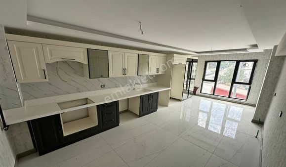 Atapark Göbekte 3+1 Çift Banyolu Sıfır Bina Geniş Daire Fırsatı