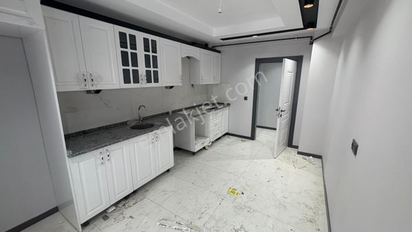 🔥özel Garajlı🔥 Şirintepede 15om2''✨ 1. Kat Ebeveyn Banyolu (169)