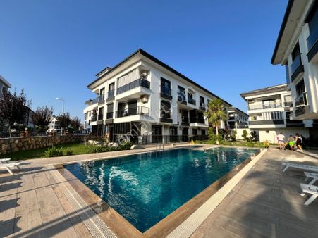 Havuzlu Asansörlü Full Eşyalı Köşe Başı Sıfır Ayarında 1+1 Daire