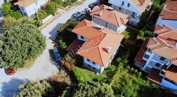 Premar Datça Özbel'de Müstakil Bahçeli Otoparklı Muhteşem Villa