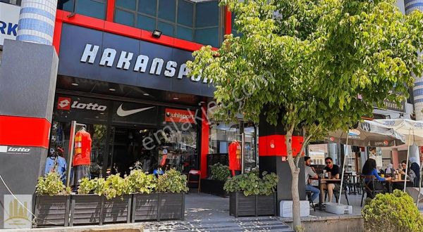 Fomara Haşim İşcan Caddesi Üzerinde Satılık Mağaza/iş Yeri