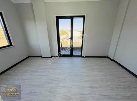 ꧁▇çetinkayadan▇꧂geniş Bahçeli Havuz Yapımına Uygun İskanlı