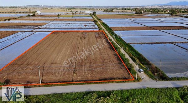 Bafra Vıp Gayrımenkul'den İkiztepede Satılık Fırsat Tarla!!!