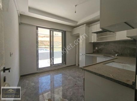 Salihli Sağlık Da 3+1 Daire