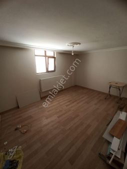 Burhan Emlaktan Yenilenmiş Satılık Daire