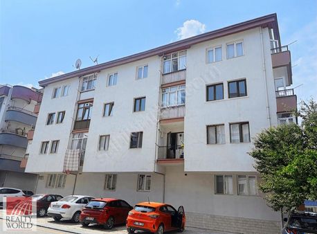 Etimesgut İstasyon Mah.full Yapılı Harika Konumlu Satılık Daire