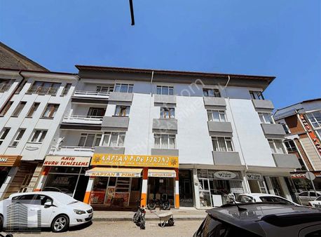 Öz Urhanlar Emlaktan Çarşıbaşında 3+1 Satılık Daire