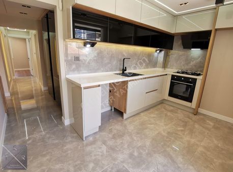 Tsr'den Girne Bulvarına 20m Mesafede Satılık 3+1 Daire