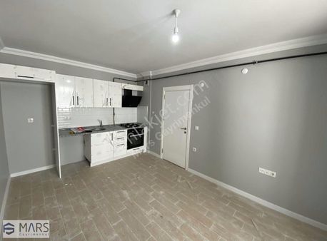 Söğütlü Merkezde Ankastre Mutfaklı Sıfır 1+1 Kiralık Daire