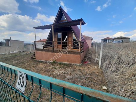 Peçenek’te Mesire Alanı Karşısı 250m2 Bungalov Elektirik Su Aktif