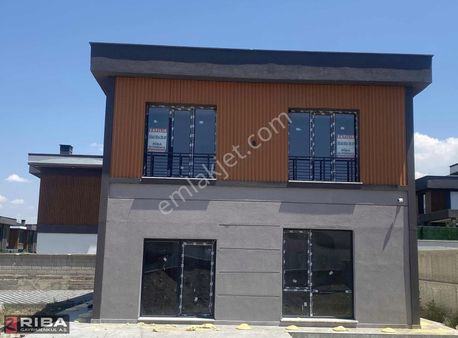 8 Odalı Satılık Villa Altınoluk Ta Bodrumlu