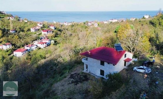 Resuloğlu Emlak-perşembe Mersinde Çok Geniş Villa Ve Parsel