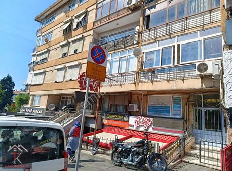 Üsküdar İcadiye Ana Cadde Üstü Tabela Değeri Yüksek 3+1 Ofis