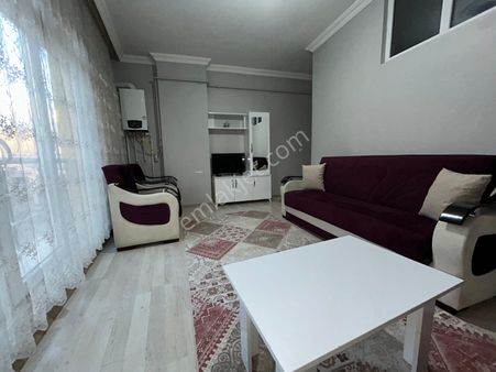 Çarşının Merkezinde Masrafsız Yaşam! Aidat Yok, İnternet Ücretsiz! Eşyalı 1+1