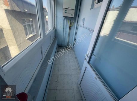 Çiftlik Meydana Yakın Köşe Başı Kullanışlı Daire 150 M