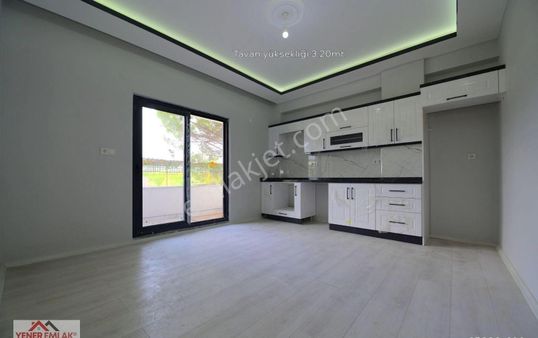 Zeytinli Köy Merkezinde, 2 Oda 1 Salon Çift Balkonlu Sıfır Gibi