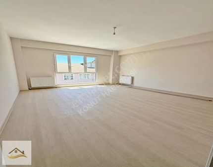 Prestijli Konumda Bölgenin En Kullanışlı 3+1 Ara Kat Dairesi!!!