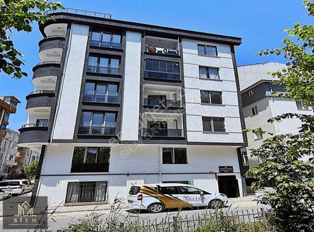 Siem'den Adnan Kahveci'nin En Nezih Konumunda 3+1 Daire Fırsatı!