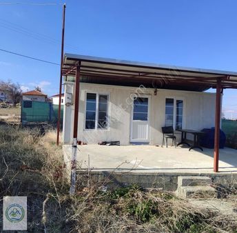 Satılık Tarla Ve Konteyner Ev - Afyon Dazkırı Örtülü Köyü