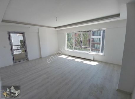 Ballıbaba Sokak Yeni Binada 3+1 Satılık