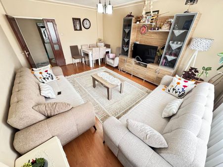 Emlak Danışmanım'dan Osmanlı Mahallesinde Site İçinde Ara Kat Full Yapılı Bağımsız 3+1 Daire!!