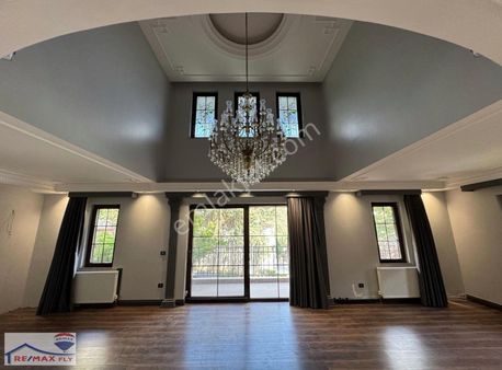 Tarabya'da Satılık Taşınmaya Hazır Villa