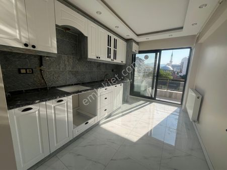 Manisa Şehzadeler Arda Mah. Önü Açık Masrafsız 3+1 Daire