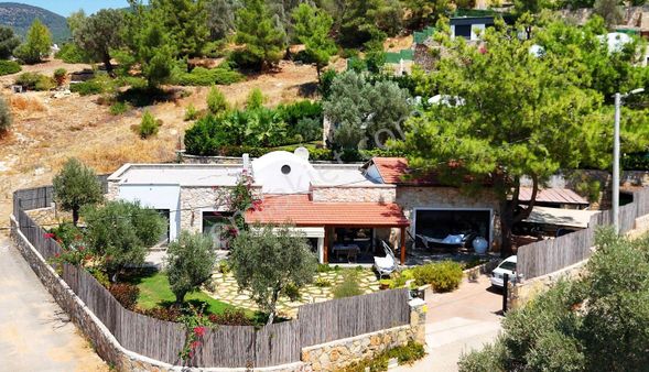 Bodrum Yalıçiftlik’te 1200 M2 Arsa Tek Katlı Müstakil Villa Satılık !