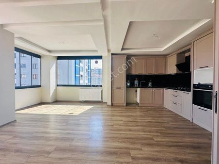 Hekimoğlu Gayrimenkul’den Satılık Lüks 3+1 Daire