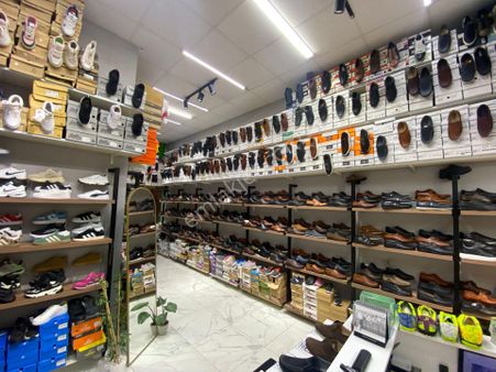 Merkez Yunusemre Halk Çarşısı Kurulu Düzen Ayakkabı Dükkanı Bk-29