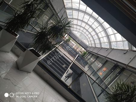 Yarımcapark İşmerkezinde Satılık Dükkan