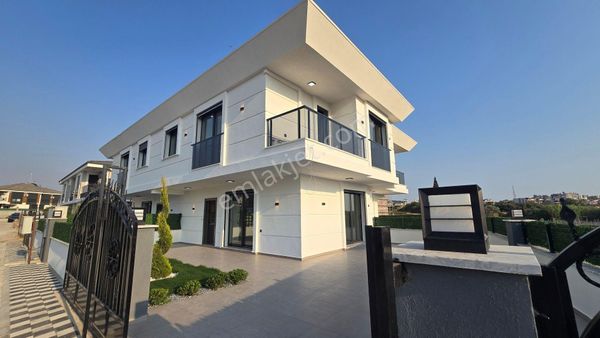 Didim Hisar’da 500 M2 Arsa İçerisinde Satılık 4 Adet Dublex Villa