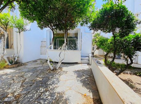 Bodrum Turgutreis Merkezde 2+1 Bahçe Kat Daire