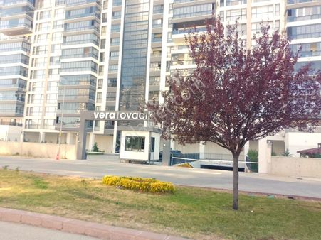 A Group Tan Vera Ovacık Sitesinde Satılık Sıfır 4+1 185m2 Yerden Isıtmalı Teraslı Daire